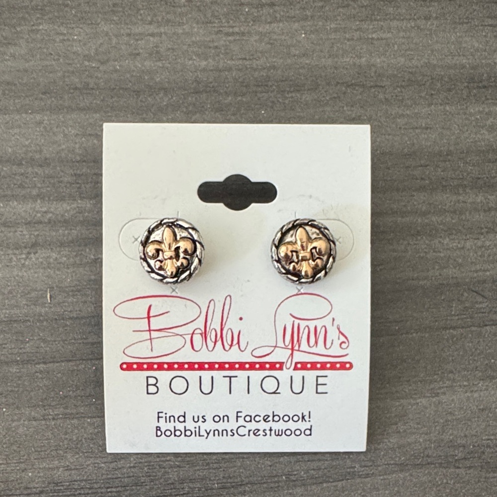 Fleur de Lis earrings